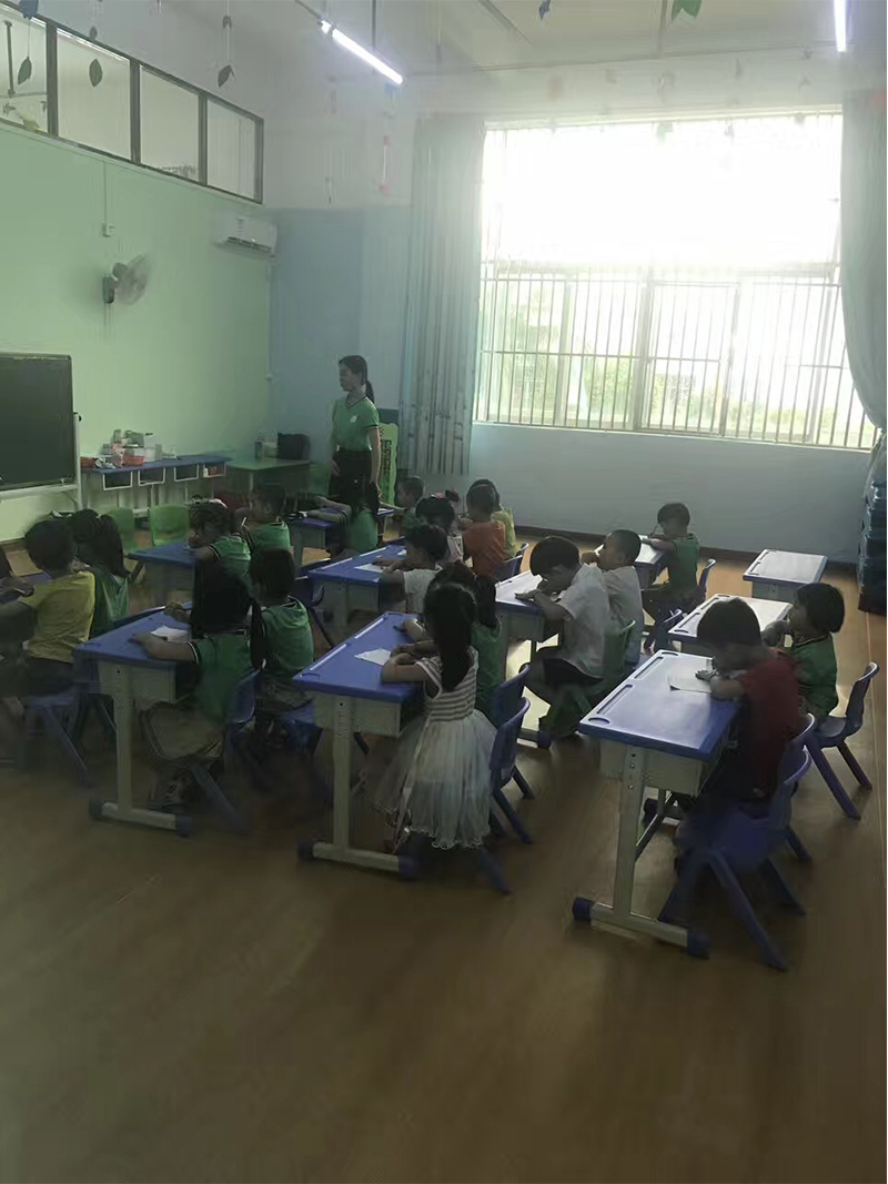 双人塑料桌学生桌A